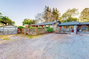 2142 Laguna Rd, Santa Rosa, CA 95401 - Photo 9