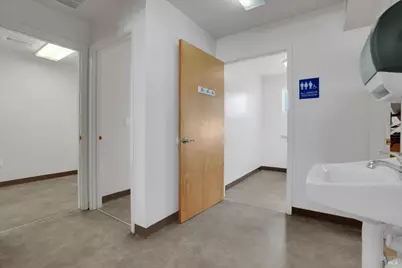490 E L Street, Benicia, CA 94510 - Photo 15