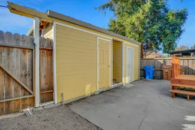 490 E L Street, Benicia, CA 94510 - Photo 33