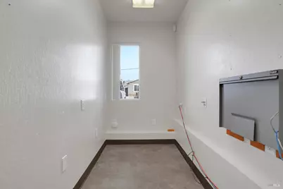490 E L Street, Benicia, CA 94510 - Photo 27