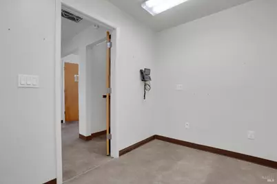 490 E L Street, Benicia, CA 94510 - Photo 13