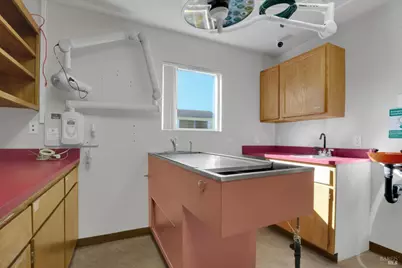 490 E L Street, Benicia, CA 94510 - Photo 19