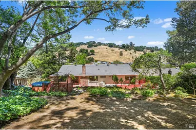 501 Willow Court, Novato, CA 94945 - Photo 27
