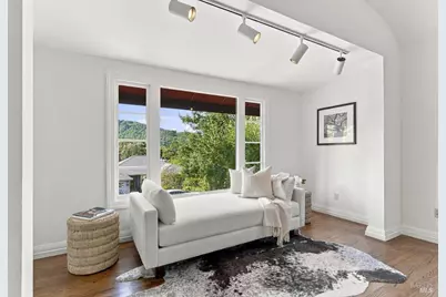 54 Rutherford Avenue, San Anselmo, CA 94960 - Photo 3