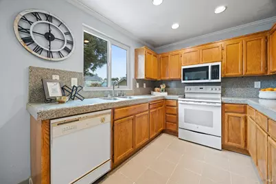 820 Bay Street, Suisun City, CA 94585 - Photo 21