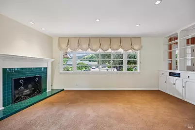 70 Corte Arriba Court, Novato, CA 94949 - Photo 9
