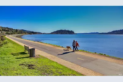 2350 Paradise Drive, Tiburon, CA 94920 - Photo 43