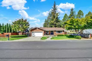 1115 Larkin Way, Napa, CA 94558 - Photo 21