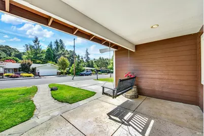 1115 Larkin Way, Napa, CA 94558 - Photo 23