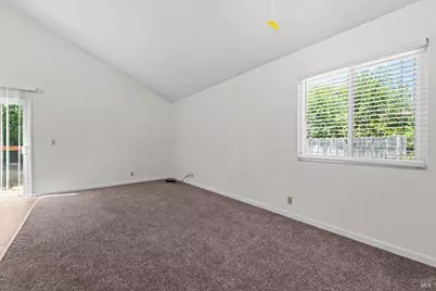 1086 Mockingbird Lane, Fairfield, CA 94533 - Photo 11