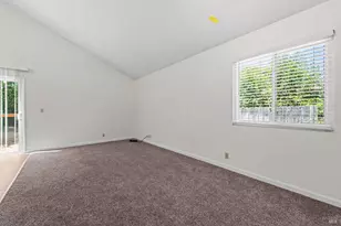 1086 Mockingbird Ln, Fairfield, CA 94533 - Photo 11
