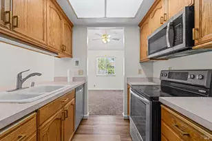 1086 Mockingbird Ln, Fairfield, CA 94533 - Photo 17