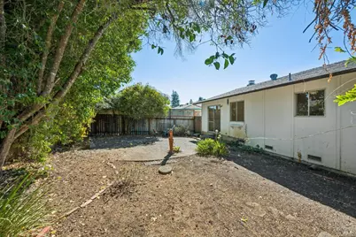 516 Oak Lake Avenue, Santa Rosa, CA 95409 - Photo 37