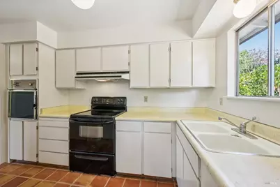 516 Oak Lake Avenue, Santa Rosa, CA 95409 - Photo 19