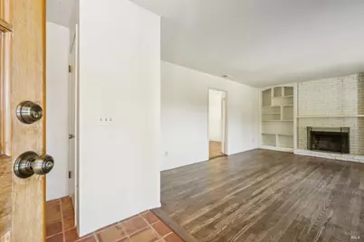 516 Oak Lake Avenue, Santa Rosa, CA 95409 - Photo 3