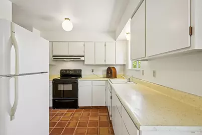 516 Oak Lake Avenue, Santa Rosa, CA 95409 - Photo 17
