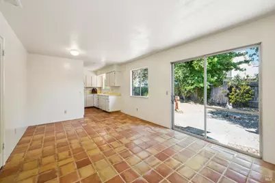 516 Oak Lake Avenue, Santa Rosa, CA 95409 - Photo 13