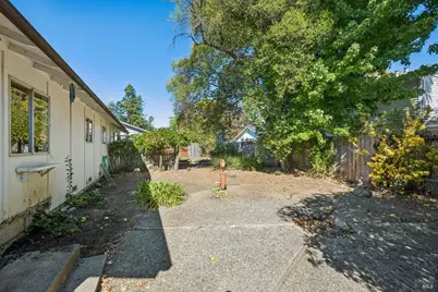 516 Oak Lake Avenue, Santa Rosa, CA 95409 - Photo 35