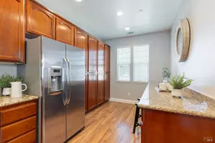 720 Wintergreen Ct, Napa, CA 94559 - Photo 7