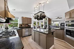 649 Windsor Dr, Benicia, CA 94510 - Photo 21