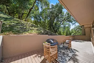 4 Hawk Ridge Ct, Novato, CA 94949 - Photo 11