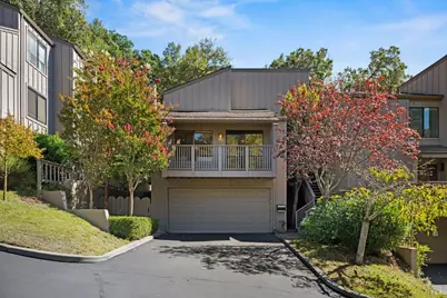 4 Hawk Ridge Court, Novato, CA 94949 - Photo 1