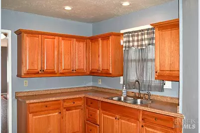 500 Calaveras Street, Vallejo, CA 94590 - Photo 5