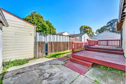 7608 Arthur Street, Oakland, CA 94605 - Photo 31