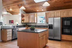 4702 Hillsboro Cir, Santa Rosa, CA 95405 - Photo 19