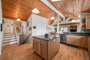 4702 Hillsboro Cir, Santa Rosa, CA 95405 - Photo 21