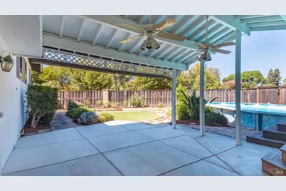 481 Crestview Drive, Vacaville, CA 95688 - Photo 15