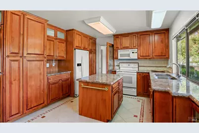 481 Crestview Drive, Vacaville, CA 95688 - Photo 9