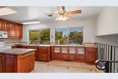 481 Crestview Drive, Vacaville, CA 95688 - Photo 7