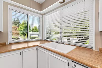 105 Glenoak Court, Santa Rosa, CA 95409 - Photo 33