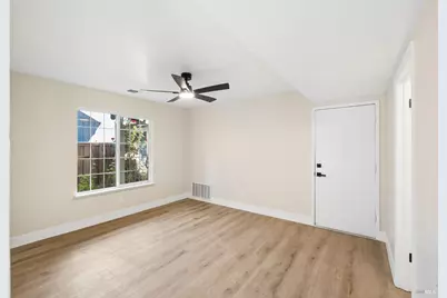 127 Dream Street, Vacaville, CA 95687 - Photo 13