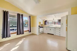 220 Matheson St, Healdsburg, CA 95448 - Photo 17