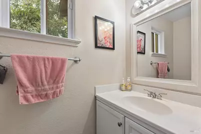 369 Eldridge Avenue, Vacaville, CA 95688 - Photo 11