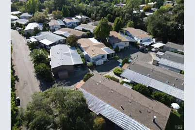 184 Mosscreek Court, Santa Rosa, CA 95409 - Photo 13