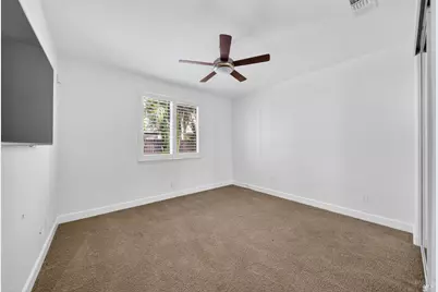 3034 W Clinton Court, Visalia, CA 93291 - Photo 29