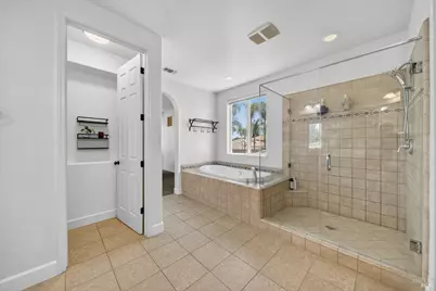 3034 W Clinton Court, Visalia, CA 93291 - Photo 57