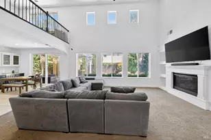 3034 W Clinton Ct, Visalia, CA 93291 - Photo 23