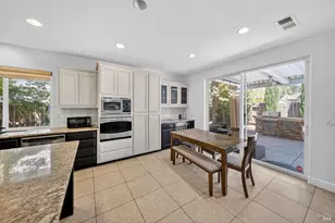 3034 W Clinton Ct, Visalia, CA 93291 - Photo 19