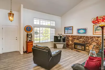 262 Carlisle Way, Benicia, CA 94510 - Photo 9