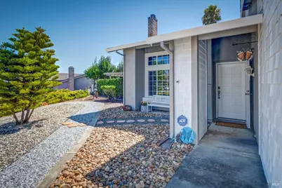 262 Carlisle Way, Benicia, CA 94510 - Photo 3