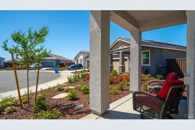 325 Fable Court, Dixon, CA 95620 - Photo 5