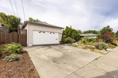 204 Sutter Street, Petaluma, CA 94954 - Photo 29