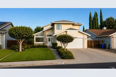 207 Loch Lomond Drive, Vacaville, CA 95687 - Photo 1