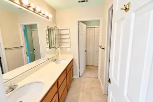 207 Loch Lomond Dr, Vacaville, CA 95687 - Photo 9