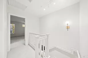 94 Arnold Dr, Novato, CA 94949 - Photo 21