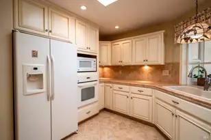 8 Cabana Ct, Ukiah, CA 95482 - Photo 7